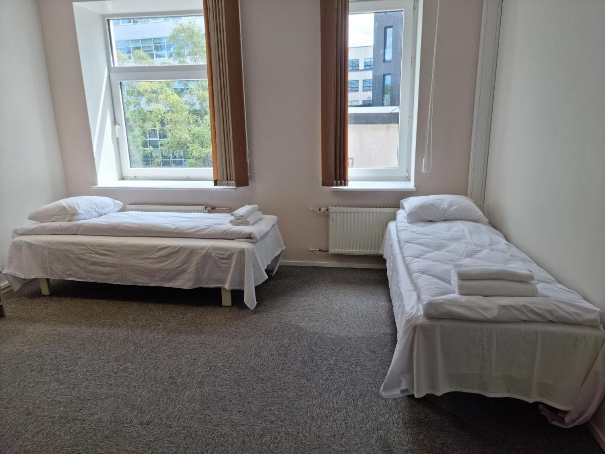 Room Near City Center Harbour Tallinn Eksteriør bilde